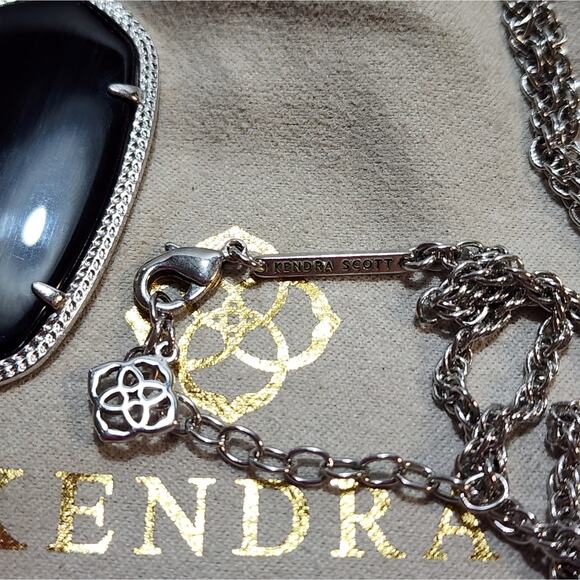 Kendra scott black and silver Rayne necklace - Picture 3 of 15